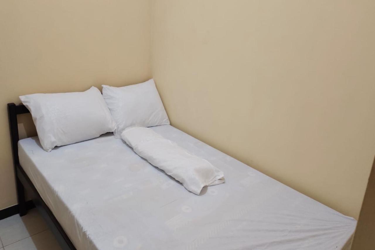 OYO 91209 Arjuna Residence Syariah Sby Surabaya Luaran gambar